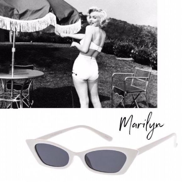 Marilyn - Picture 3 of 3